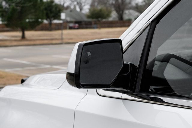 2018 Chevrolet Suburban LS 2018 Chevrolet Suburban LS