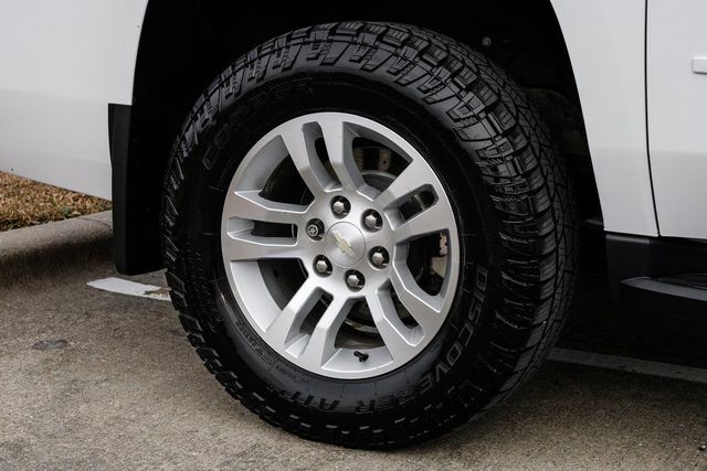 2018 Chevrolet Suburban LS 2018 Chevrolet Suburban LS