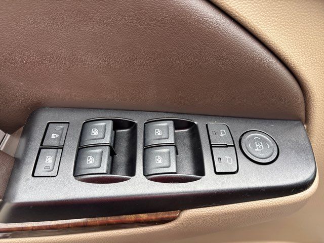 2018 Chevrolet Suburban LT | San Antonio, TX | Clear Choice Automotive South 2018 Chevrolet Suburban LT | San Antonio, TX | Clear Choice Automotive South