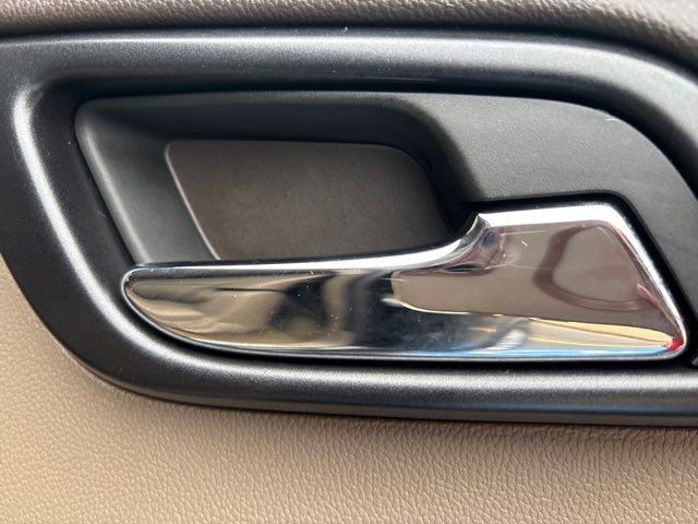 2018 Chevrolet Suburban LT | San Antonio, TX | Clear Choice Automotive South