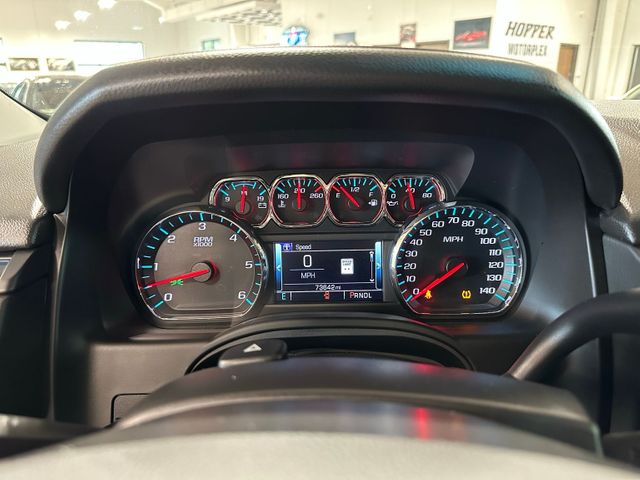 2018 Chevrolet Tahoe LT Nav Buckets Sunroof 22" Chrome Wheels | Irving, Texas | Hopper Motorplex 2018 Chevrolet Tahoe LT Nav Buckets Sunroof 22" Chrome Wheels | Irving, Texas | Hopper Motorplex