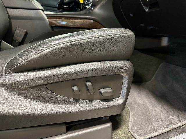 2018 Chevrolet Tahoe LT Nav Buckets Sunroof 22" Chrome Wheels | Irving, Texas | Hopper Motorplex 2018 Chevrolet Tahoe LT Nav Buckets Sunroof 22" Chrome Wheels | Irving, Texas | Hopper Motorplex