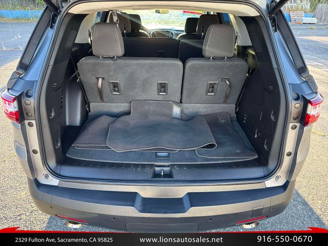 2018 Chevrolet Traverse LT Cloth