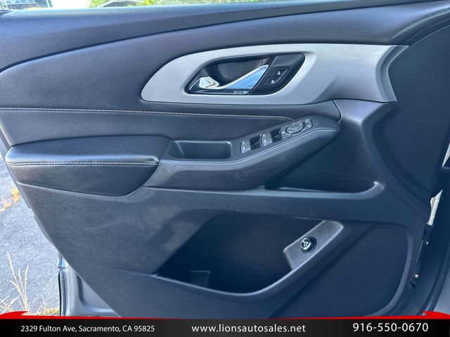 2018 Chevrolet Traverse LT Cloth