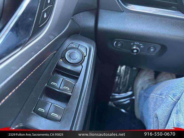 2018 Chevrolet Traverse LT Cloth