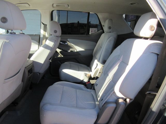 2018 Chevrolet Traverse LT Cloth | south houston, TX | Carnes Motor Company 2018 Chevrolet Traverse LT Cloth | south houston, TX | Carnes Motor Company