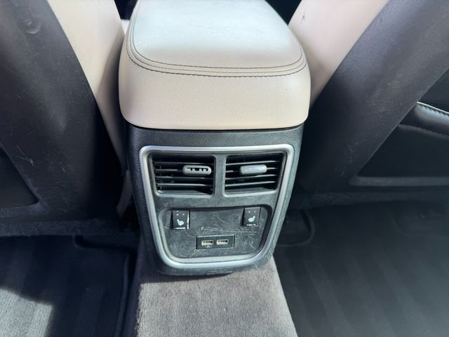 2018 Chrysler 300 Limited | Nashville, TN | Auto Mart Used Cars Inc.