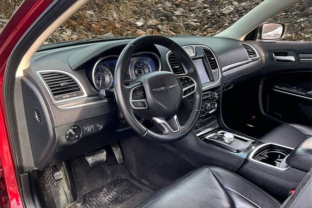 2018 Chrysler 300 Touring L