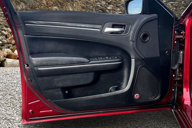 2018 Chrysler 300 Touring L