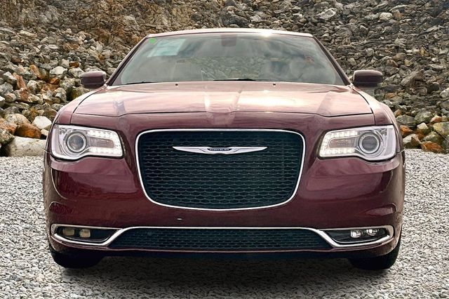 2018 Chrysler 300 Touring L