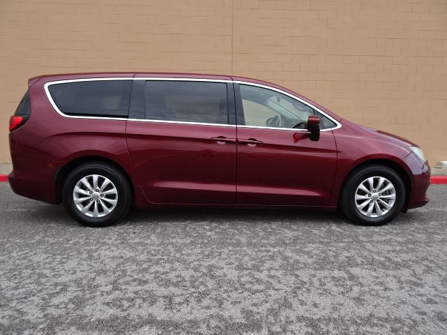 2018 Chrysler Pacifica LX | Corpus Christi, TX | Discount Motor Company 2018 Chrysler Pacifica LX | Corpus Christi, TX | Discount Motor Company