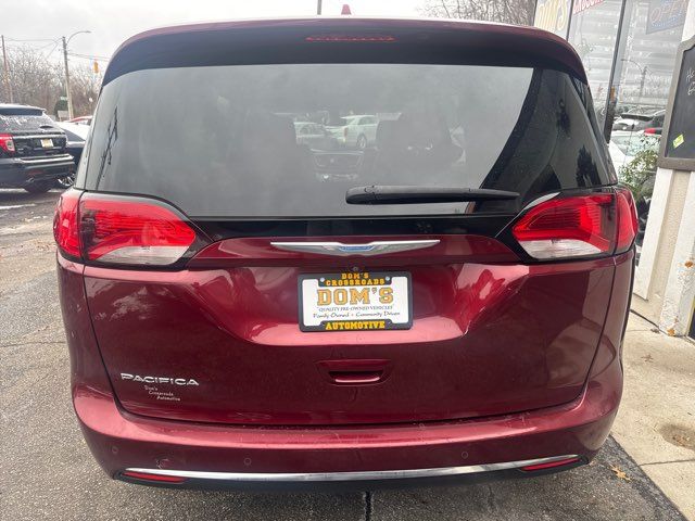 2018 Chrysler Pacifica Touring L Plus