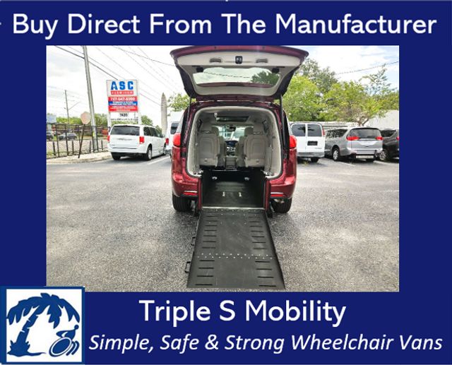 2018 Chrysler Pacifica Limited Wheelchair Van Handicap Ramp Van  | Pinellas Park, Florida | Triple S Mobility, Inc