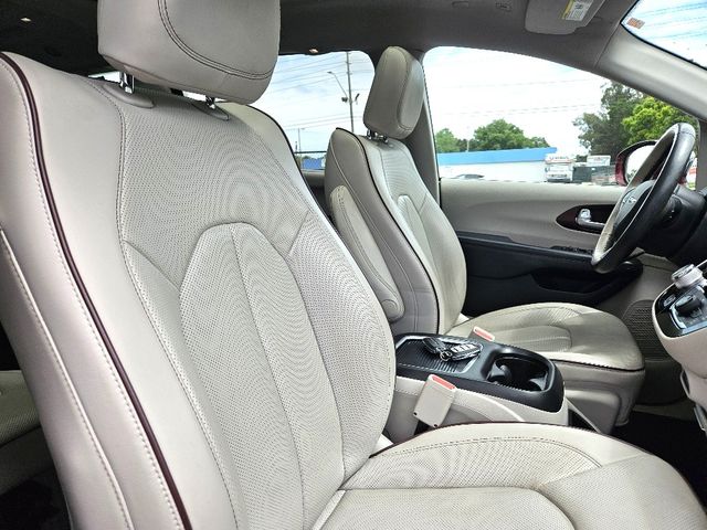 2018 Chrysler Pacifica Limited Wheelchair Van Handicap Ramp Van