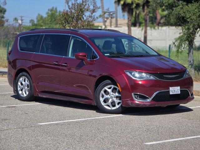 2018 Chrysler Pacifica Touring Plus | Reseda, CA | Angeles Auto Alliance 2018 Chrysler Pacifica Touring Plus | Reseda, CA | Angeles Auto Alliance