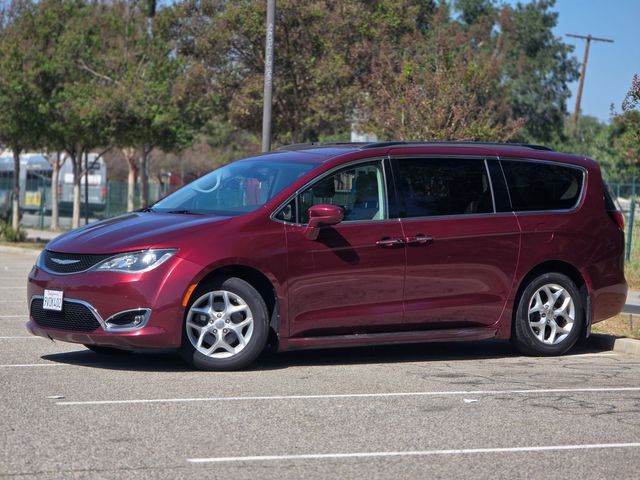 2018 Chrysler Pacifica Touring Plus | Reseda, CA | Angeles Auto Alliance 2018 Chrysler Pacifica Touring Plus | Reseda, CA | Angeles Auto Alliance