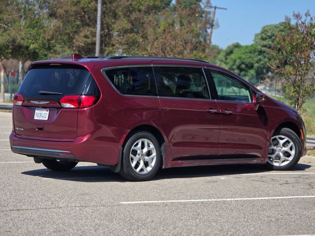 2018 Chrysler Pacifica Touring Plus | Reseda, CA | Angeles Auto Alliance 2018 Chrysler Pacifica Touring Plus | Reseda, CA | Angeles Auto Alliance