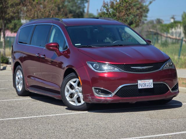 2018 Chrysler Pacifica Touring Plus | Reseda, CA | Angeles Auto Alliance 2018 Chrysler Pacifica Touring Plus | Reseda, CA | Angeles Auto Alliance