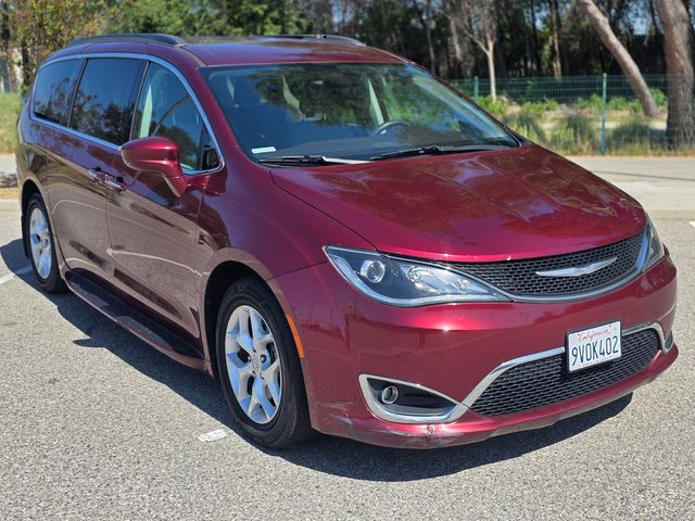 2018 Chrysler Pacifica Touring Plus | Reseda, CA | Angeles Auto Alliance