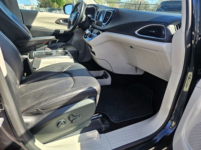 2018 Chrysler Pacifica Touring L Plus Wheelchair Van Handicap Ramp Van