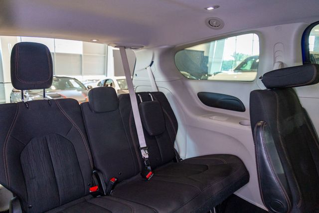 2018 Chrysler Pacifica Touring Plus 3rd row