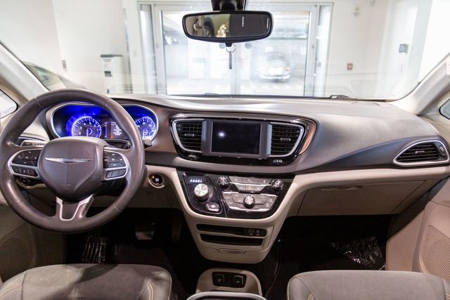 2018 Chrysler Pacifica Touring Plus 3rd row