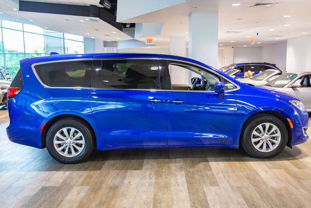 2018 Chrysler Pacifica Touring Plus 3rd row