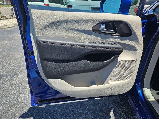 2018 Chrysler Pacifica Touring Plus Wheelchair Van Handicap Ramp Van