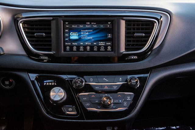 2018 Chrysler Pacifica Touring Plus | Van Nuys, CA | Stellar Auto INC.