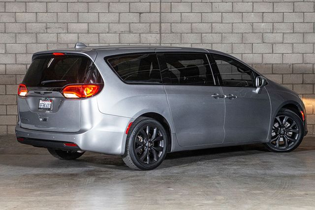 2018 Chrysler Pacifica Touring Plus | Van Nuys, CA | Stellar Auto INC. 2018 Chrysler Pacifica Touring Plus | Van Nuys, CA | Stellar Auto INC.