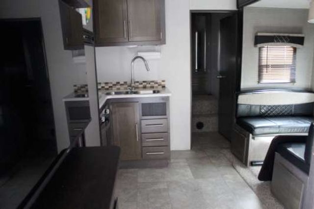 2018 Crur 5TH WHEEL - Ledet's Auto Sales Gonzales, Louisiana 70737 2018 Crur 5TH WHEEL - Ledet's Auto Sales Gonzales, Louisiana 70737