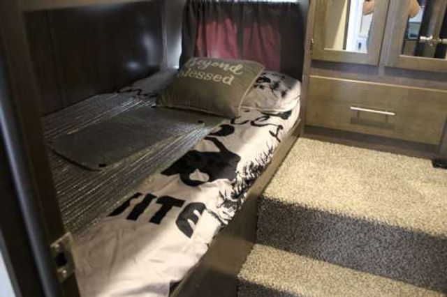 2018 Crur 5TH WHEEL - Ledet's Auto Sales Gonzales, Louisiana 70737 2018 Crur 5TH WHEEL - Ledet's Auto Sales Gonzales, Louisiana 70737