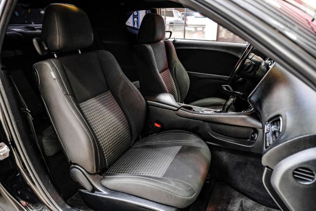 2018 Dodge Challenger R/T | Addison, TX | Mr Car Guys 2018 Dodge Challenger R/T | Addison, TX | Mr Car Guys