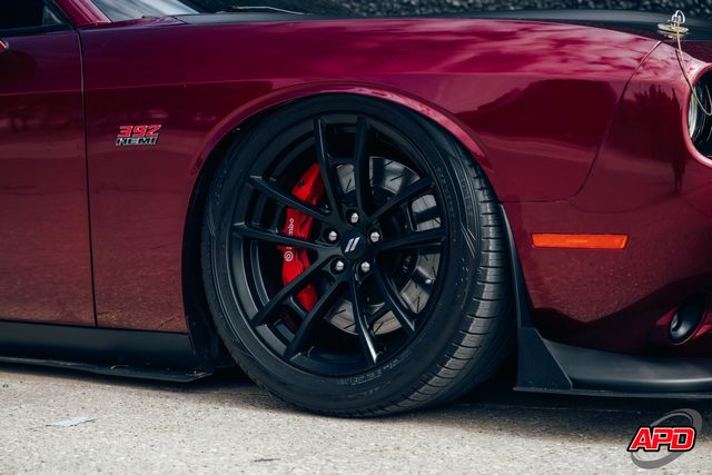 2018 Dodge Challenger 392 HEMI Scat Pack Shaker