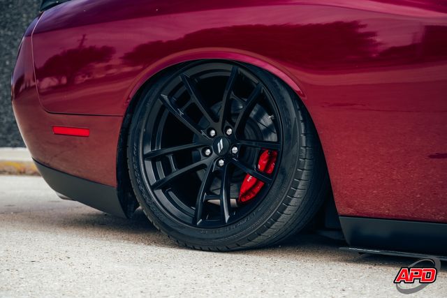 2018 Dodge Challenger 392 HEMI Scat Pack Shaker
