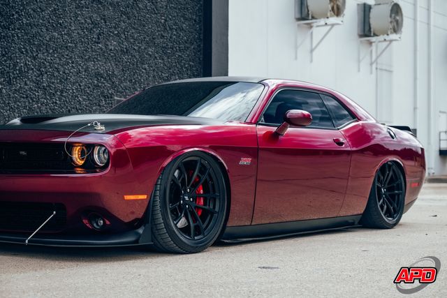 2018 Dodge Challenger 392 HEMI Scat Pack Shaker