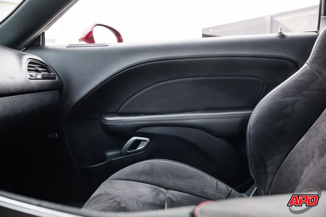 2018 Dodge Challenger 392 HEMI Scat Pack Shaker