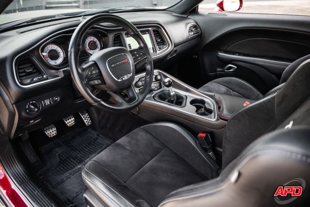 2018 Dodge Challenger 392 HEMI Scat Pack Shaker 2018 Dodge Challenger 392 HEMI Scat Pack Shaker