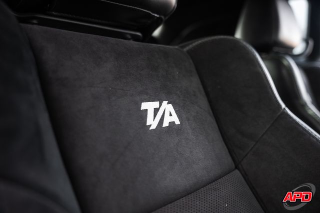 2018 Dodge Challenger 392 HEMI Scat Pack Shaker