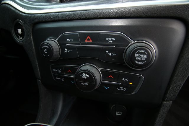 2018 Dodge Charger SXT Plus | San Antonio, TX | R&L Certified Auto Group 2018 Dodge Charger SXT Plus | San Antonio, TX | R&L Certified Auto Group