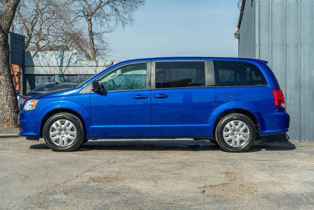 2018 Dodge Grand Caravan SE | Dallas, TX | Rocky Mountain Truck Stop Dallas 2018 Dodge Grand Caravan SE | Dallas, TX | Rocky Mountain Truck Stop Dallas