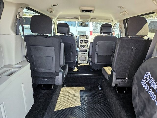 2018 Dodge Grand Caravan SE  Wheelchair Van Handicap Ramp Van