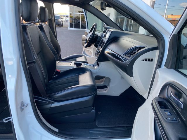 2018 Dodge Grand Caravan SXT 3 MONTH/3,000 MILE NATIONAL POWERTRAIN WARRANTY