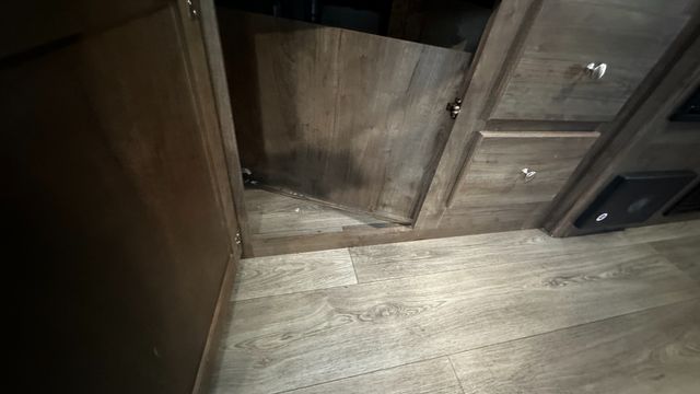 2018 Dutchmen Coleman Light LX 2155BH