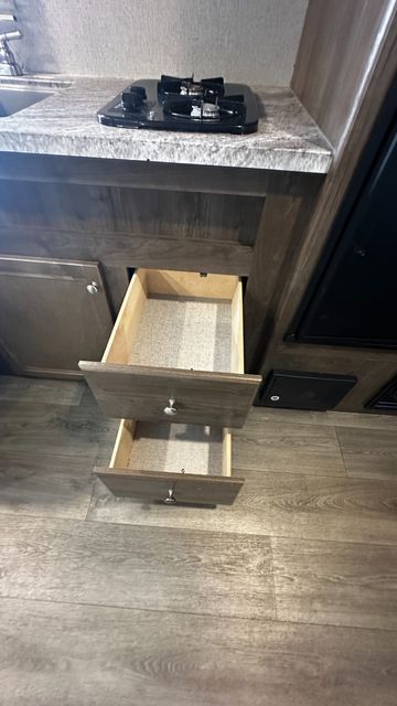 2018 Dutchmen Coleman Light LX 2155BH