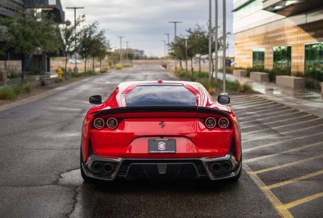 2018 Ferrari 812 Superfast Base