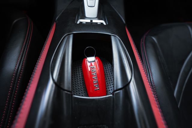 2018 Ferrari 812 Superfast Base