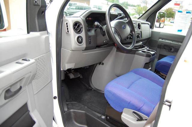 2018 Ford E-350 STARCRAFT - 11 PASSENGER BUS | Charlotte, North Carolina | ADVENTURE VANS 2018 Ford E-350 STARCRAFT - 11 PASSENGER BUS | Charlotte, North Carolina | ADVENTURE VANS