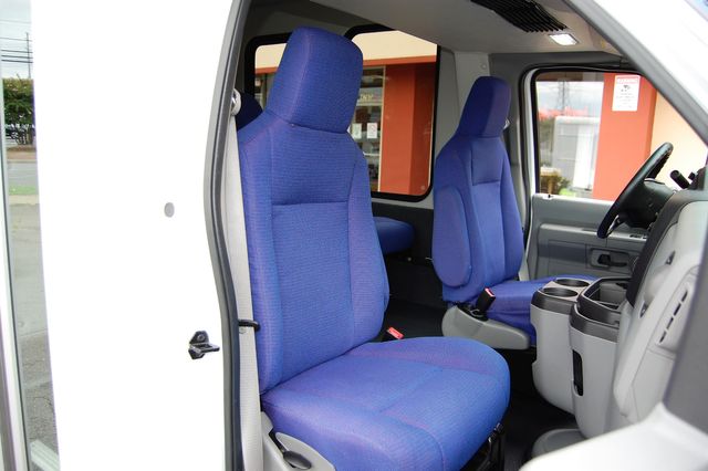 2018 Ford E-350 STARCRAFT - 11 PASSENGER BUS | Charlotte, North Carolina | ADVENTURE VANS 2018 Ford E-350 STARCRAFT - 11 PASSENGER BUS | Charlotte, North Carolina | ADVENTURE VANS