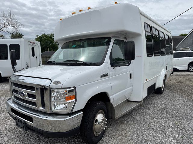 2018 Ford E-Series E-350 SD